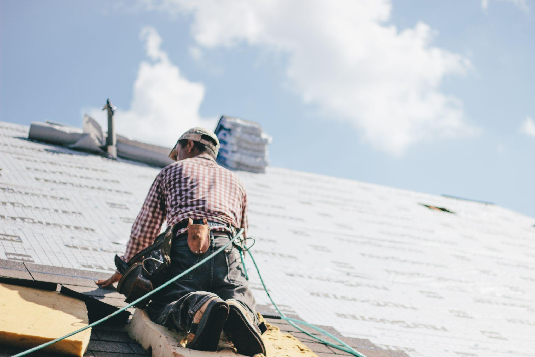 Why Should You Hire a Local Roof Replacement Company?